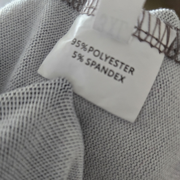 A Halloween Carnegan with a cute print in size 3xl - Picture 6 of 6